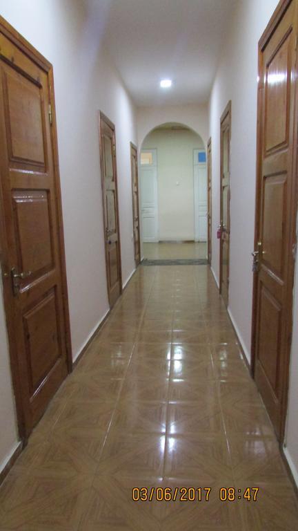 Sunny House Kobuleti Hotel Ngoại thất bức ảnh